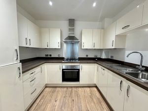 Photo 4- click for photo gallery